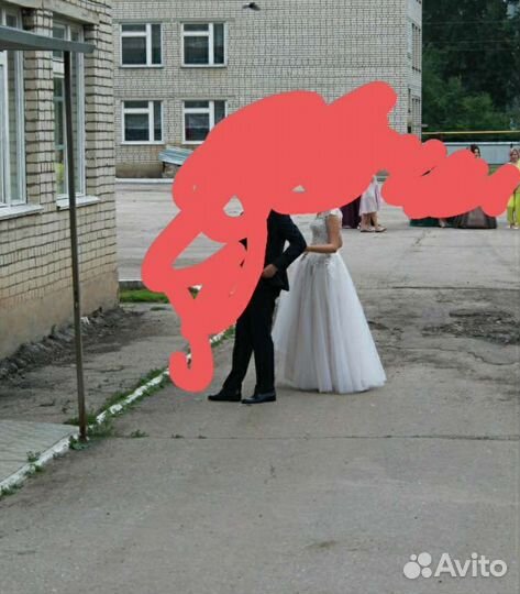 Платье на выпускной бал