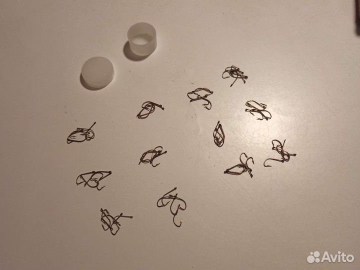 Крючки рыболовные 50шт. маленькие