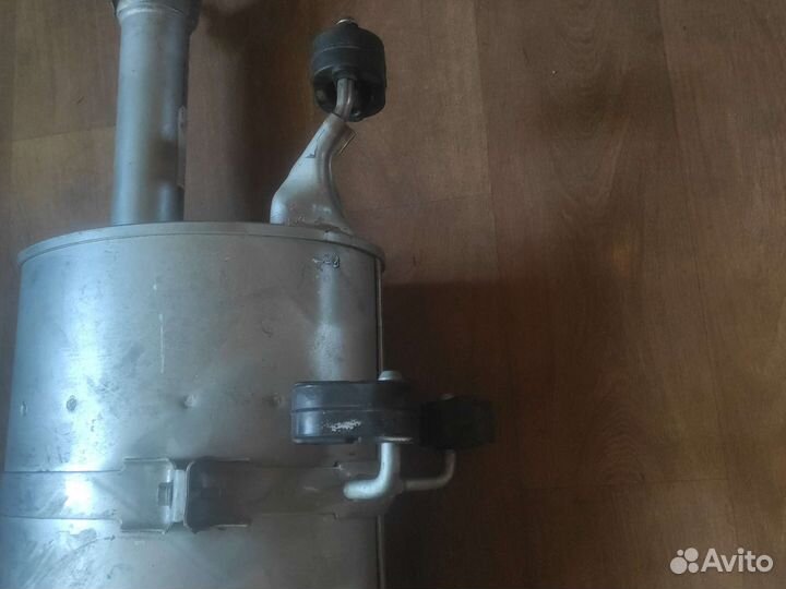 Бачок глушителя