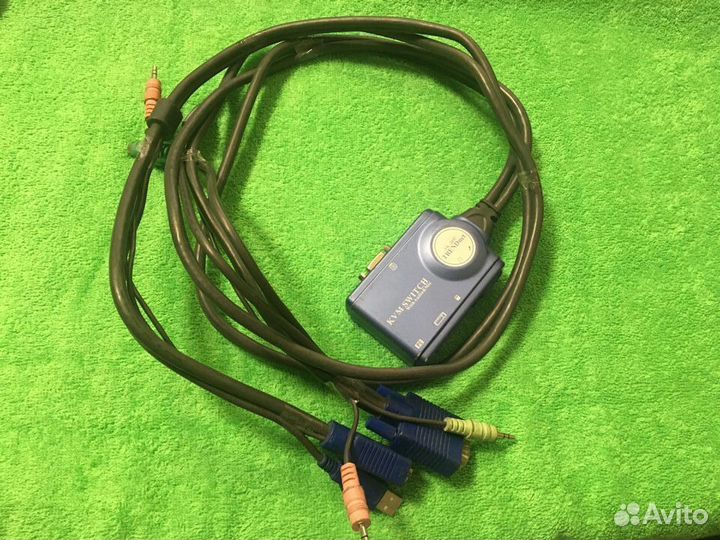 KVM-переключатель trendnet TK-209I