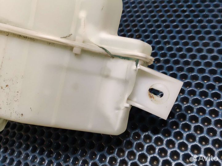 Бачок омывателя Mazda 3 BK