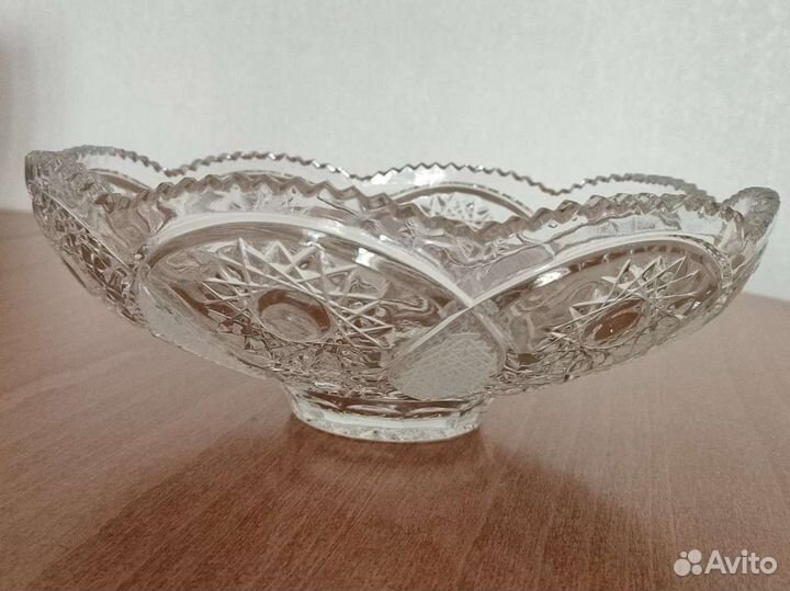Ваза для фруктов на ножке хрусталь