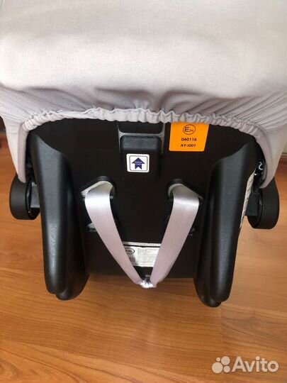 Автолюлька happy baby skyler v2