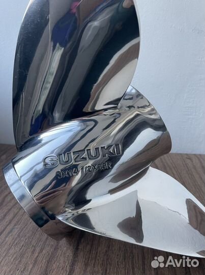 Винт гребной Suzuki 3x14 1/2x25R сталь