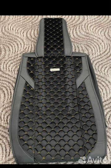 Автомобильные чехлы универсальные