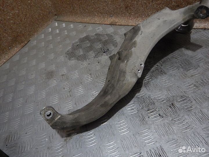 Цапфа/кулак поворотный передний левый BMW 5-Series