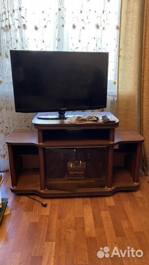 Тумба под телевизор
