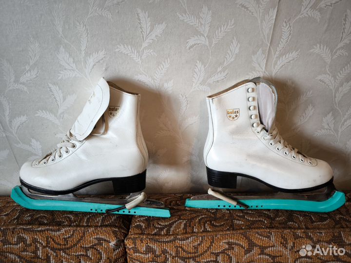 Коньки фигурные botas