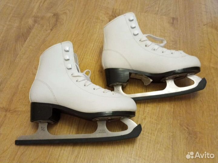 Коньки фигурные