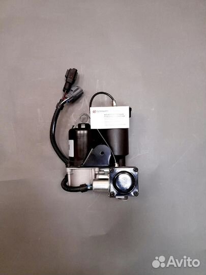 Компрессор Range Rover Discovery 4 Hitachi new