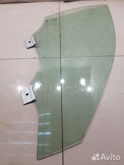 Стекло двери (переднее, правое) (Volvo XC60 II)
