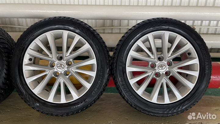 Yokohama Ice Guard IG35 215/65 R17