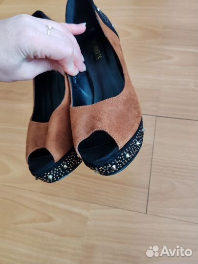 Туфли женские
