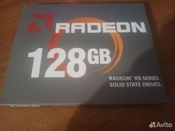 SSD диск radeon 128 GB