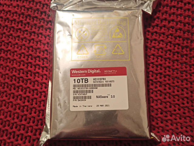 Жёсткий диск 10 тб. Новый. wd101efbx