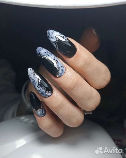 Маникюр с покрытием гель-лаком