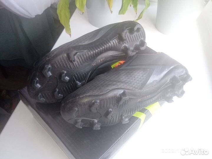 Детские футбольные бутсы 33 размер