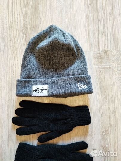 Новая Шапка новые перчатки мальчику, юноше