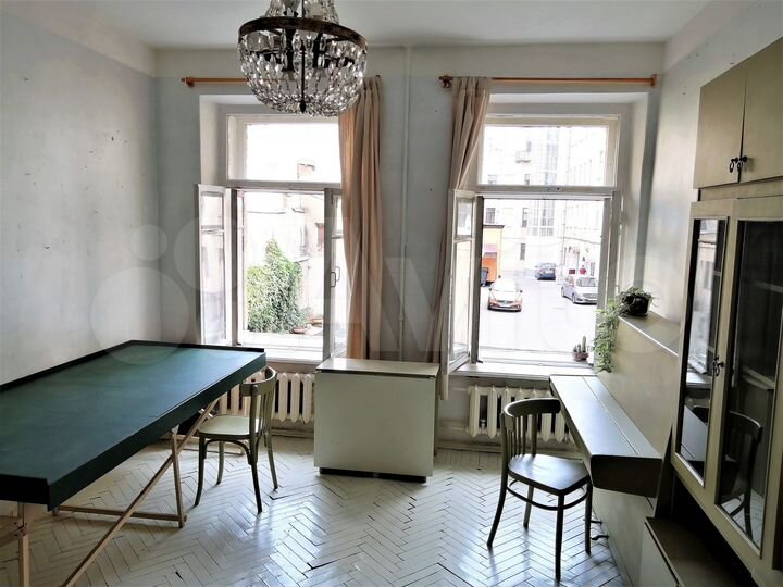 5-к. квартира, 108,1 м², 2/5 эт.