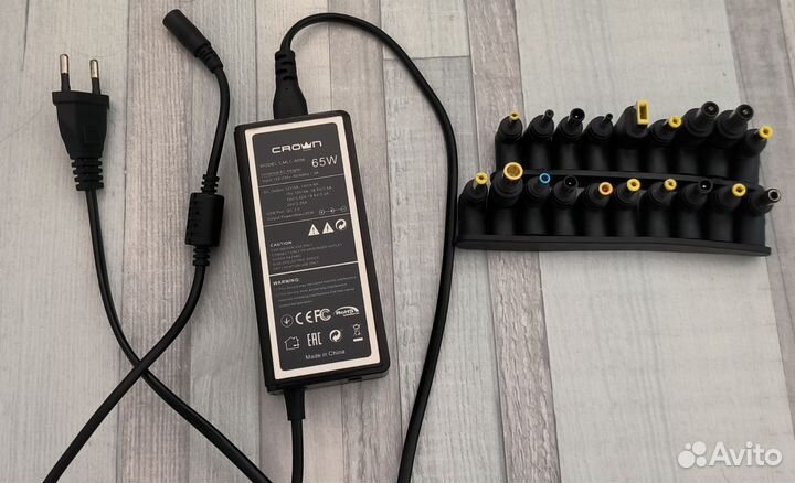 Блок питания crown micro cmlc-6006 универсальный