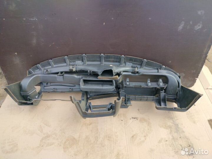 Торпедо Volkswagen Golf 3 хечбэк 1.8 1995