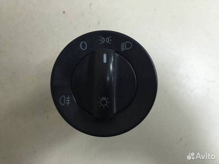 Переключатель света фар Volkswagen Polo Sed RUS 20