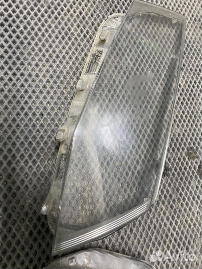 Стекла фар Skoda Octavia a7 ксенон