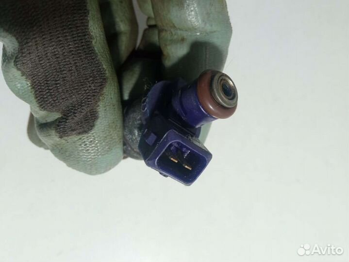 Форсунка Audi A6 C5 (S6,RS6) 078133551L