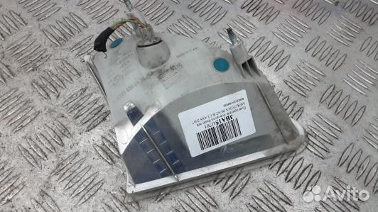 Поворотник фары левый mercedes benz R-class W251