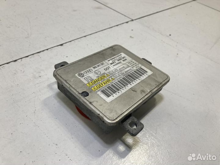 Блок ксеноновой лампы Audi А4 В8 8K2