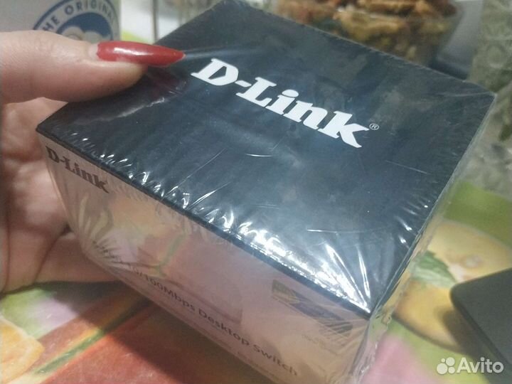 Коммутатор D-Link DES-1005C. Новый в упаковке