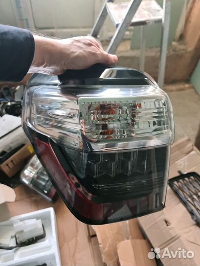 Задние стоп сигналы Toyota 4runner 2016-23