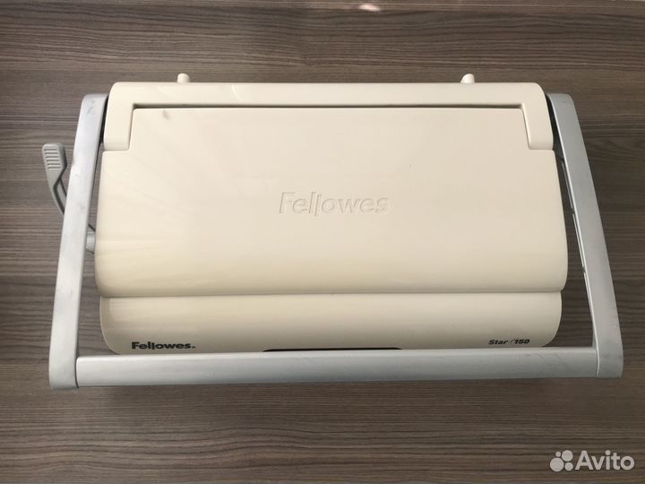 Переплетчик на пластиковую пружину Fellowes