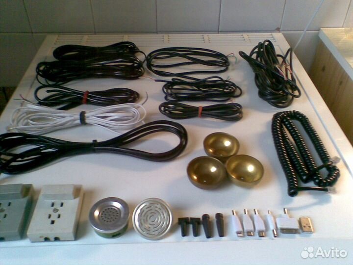 Разные детали для телефона дискового