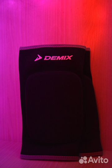 Наколенники Demix (XS)