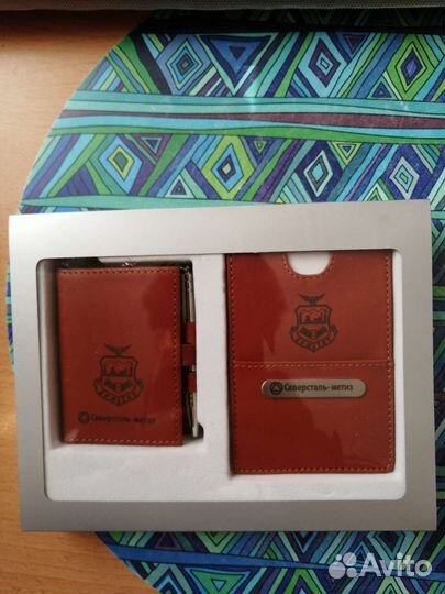 Кожаный блокнот и визитница