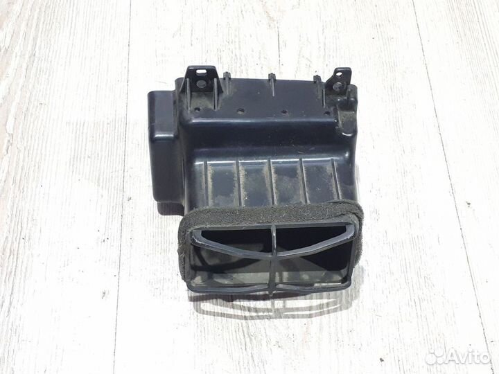 Дефлектор Воздуховод печки Nissan almera classic B