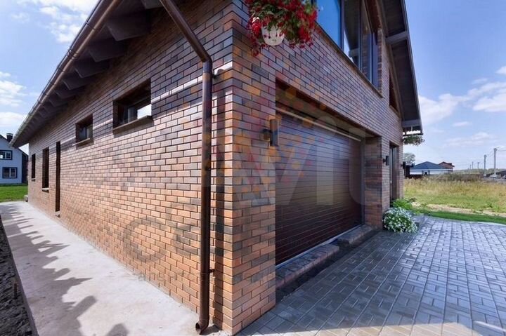 Коттедж 177,2 м² на участке 5 сот.