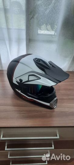 Кроссовый шлем новый