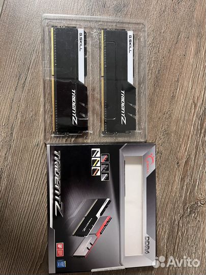 Оперативка G skill trident Z 16 гб