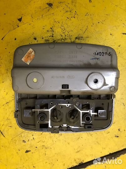 Плафон подсветки салона Kia Cerato 2003—2007