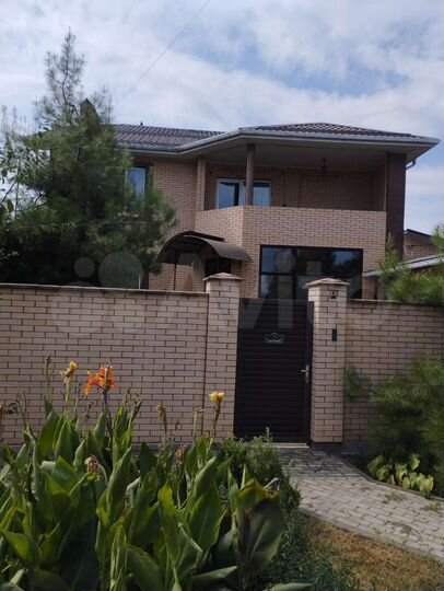 Дом 292 м² на участке 10,4 сот.