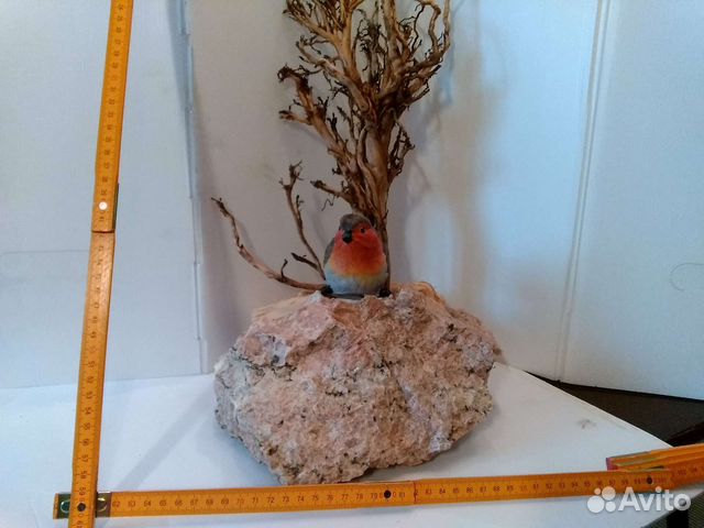 Камень розовый шпат музейного образца крупный