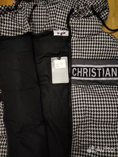 Спортивный костюм женский