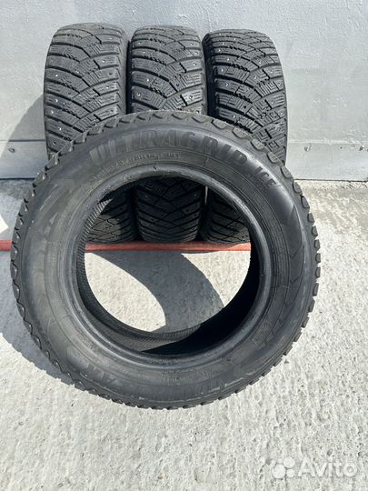 Goodyear Ultragrip Ice Arctic 175/65 R14