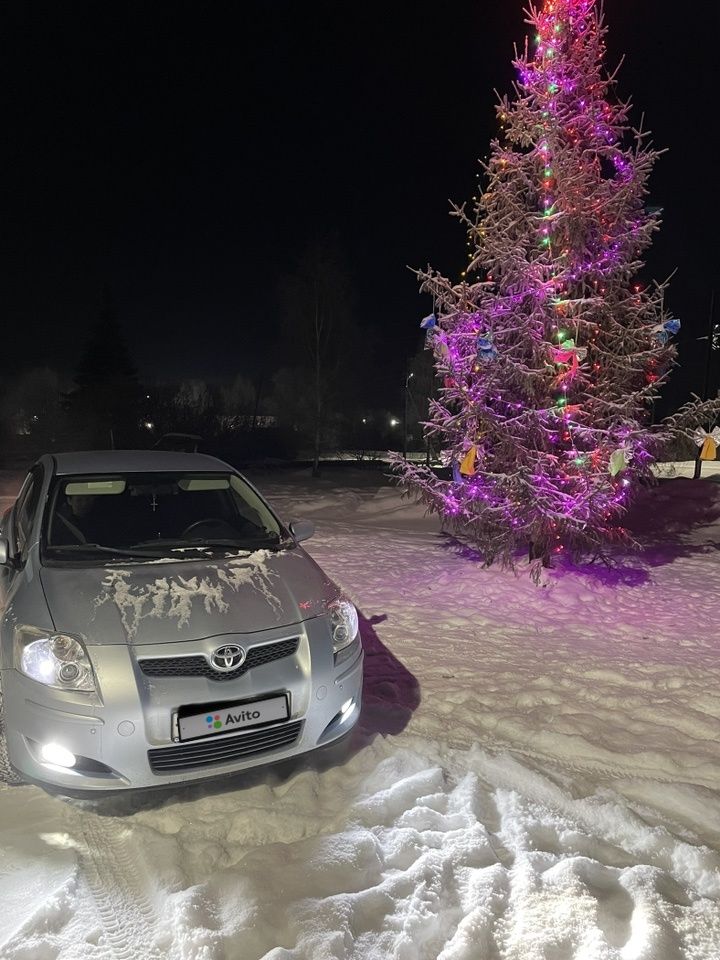 Toyota Auris: фото владельца