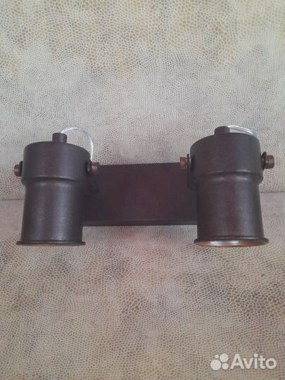 Спот Favourite Arcu 2025-2W