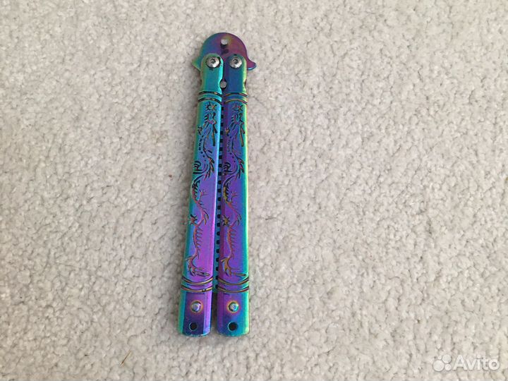 Нож бабочка градиент