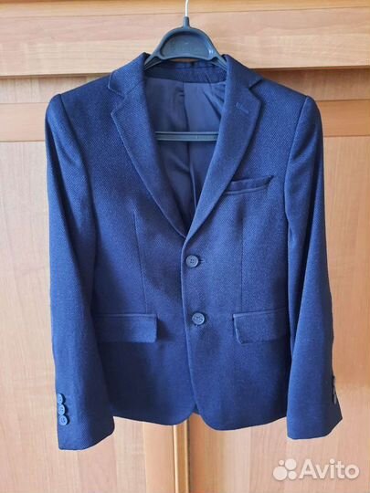 Пиджак для мальчика 128