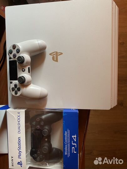 Sony PS4 pro 1tb